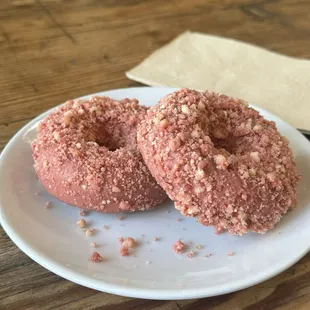 Strawberry Shortcake Donut (V + GF)