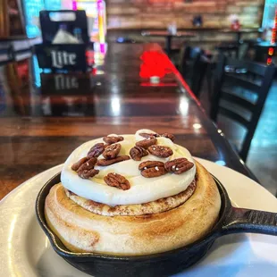 Giant cinnamon roll for Sunday brunch
