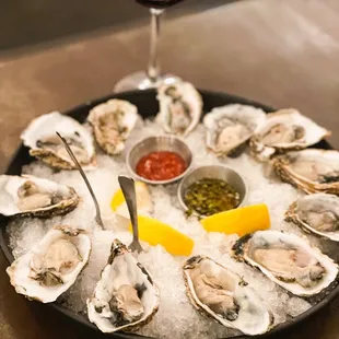 Dozen Dinner Oysters the Half Shell