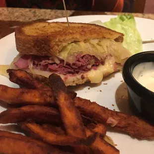 Sweet potato fries and a perfect Ruben