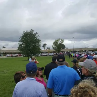 Huge line for shuttles