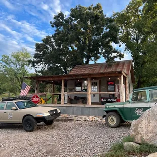 Low Water Office, Cross Bar Speed Shop Willy's and Cletus the Off-Road Crown Vic.