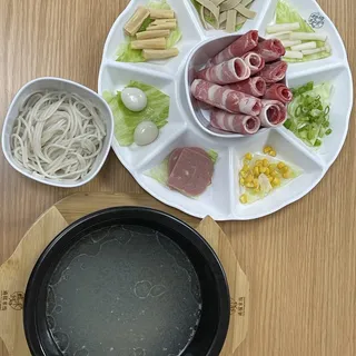 Original Sliced Beef Rice Noodle