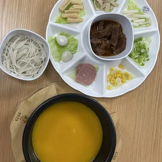 Sour Pickle Beef Brisket Rice Noodle