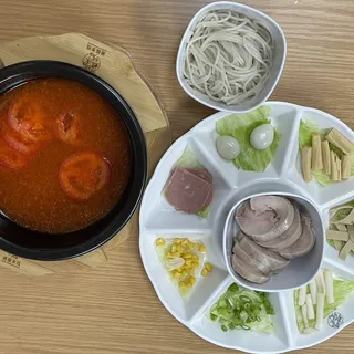 Tomato Chicken Rice Noodle