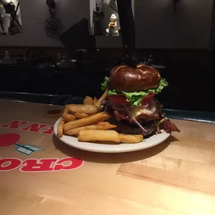 3 little pig burger!