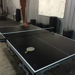 Ping-pong table to have fun after the work out with your friends