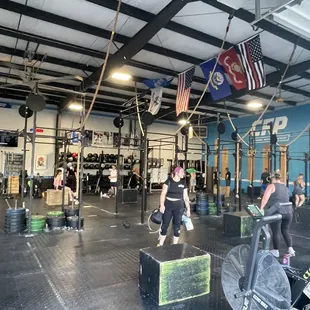 Awesome gym set up and equipment! Amazing community!