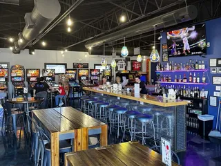 Remi’s Arcade & Bistro