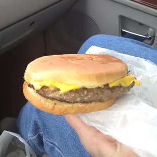One of The Very Best Cheeseburger - hand formed, cooked perfectly on a flat top grill, with nice size. Worth The Drive.