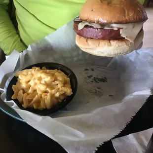 Spicy bologna with Mac and cheese