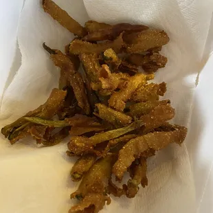 &quot;Fried pickles&quot; more like the bottom of the fryer.