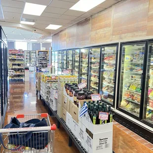 a grocery store aisle