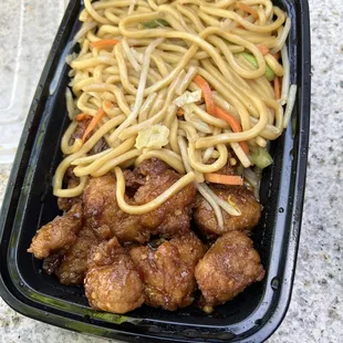General Zao &apos;s Chicken to go