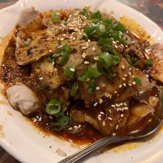 Sliced Pork Knuckle in Minced Garlic Sauce