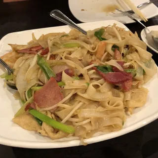 Combination Chow Fun
