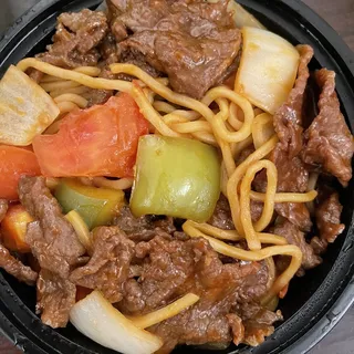Tomato Beef Chow Mein