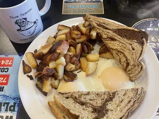 Crystal's Cafe
