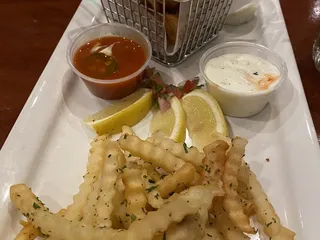 Brewskes Bar & Grille