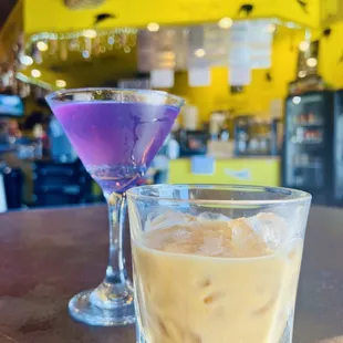 Do the universe a favor. Don't hide your magic. Let Aidan work his magic. Try the lavender sakitini and pumpkin old fashion!