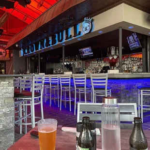 Outdoor bar