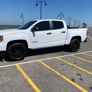 2021 Canyon with Tint job. Clean!