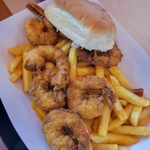Fried shrimp with fries
