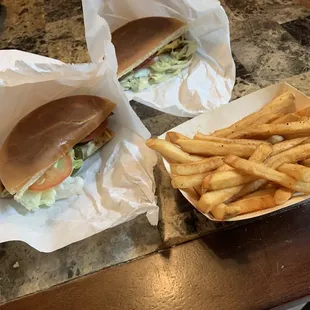 Customized burger for 2