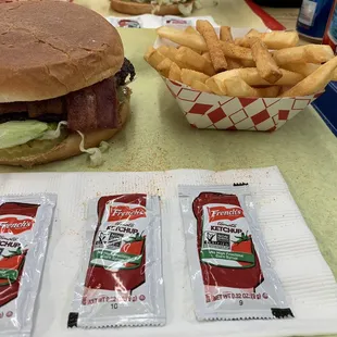 Turkey Bacon Cheeseburger w Seasoned Fries