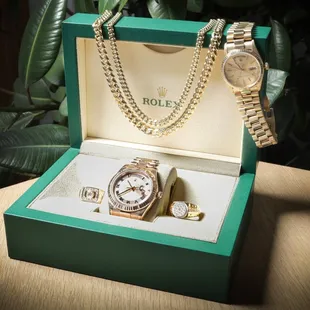 Shop luxury men's jewelry at unbeatable prices!