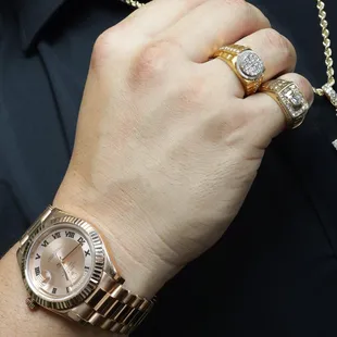 The best deals on luxury men's jewelry