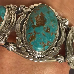 They knew what I wanted before I knew I wanted it! Crown Jewels and Coin helped my husband choose the PERFECT birthday gift and I LOVE it!!!