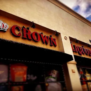 Crown Liquor