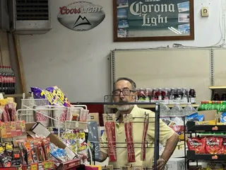 Moreno Liquor & Market