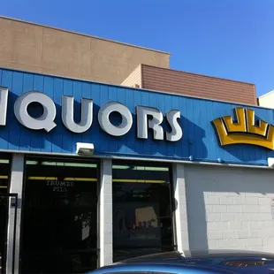 the front of a liquor shop