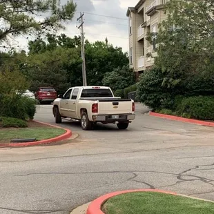 Maintenance parking on red lines that they tow residents for.
