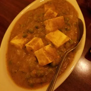 Matar Paneer