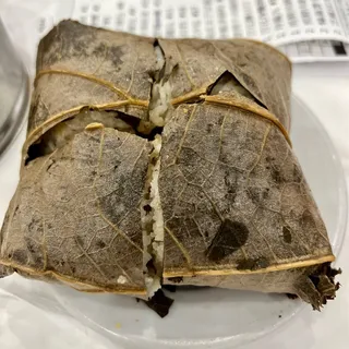 12. Sticky Rice with Meat in Lotus Leaf