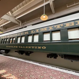 1 King Bed Pullman Train Car