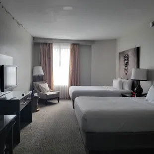 Nice sized rooms, large beds with lovely wall art