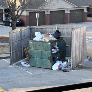 Luxury living yet no security despite break ins, trashy residents, and not to mention the dog crap everywhere.