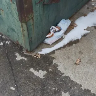 Lazy lazy lazy, guess what you get to smell all week.