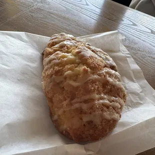 White Chocolate Lemon Scone
