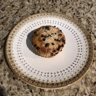 Chocolate chip muffin