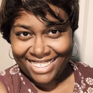 LaShandra S.