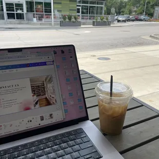 Iced Caramel Macchiato!