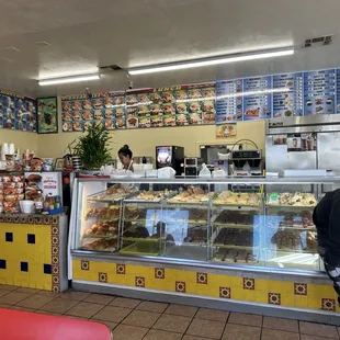 Variety of breakfast &amp; lunch sandwiches, smoothies &amp; Donuts