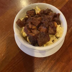 Brisket mac and Macaroni &amp; Cheese