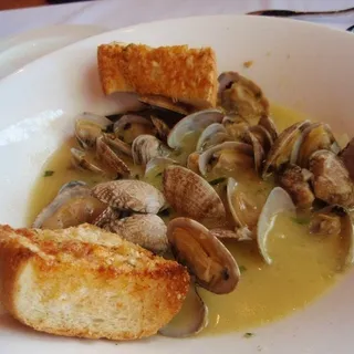 Steamed Clams***