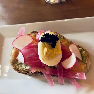 Smoked salmon deviled egg toast